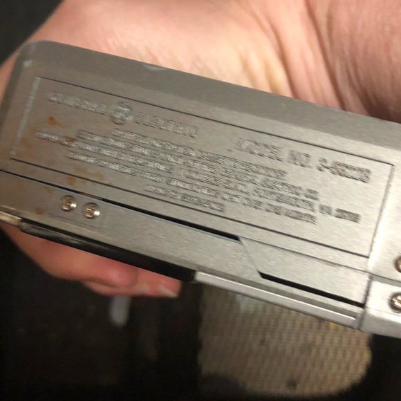 Early 1980s G. E. Cassette Player - 486 $30 or $25 w/offer - Picture 4 of 6